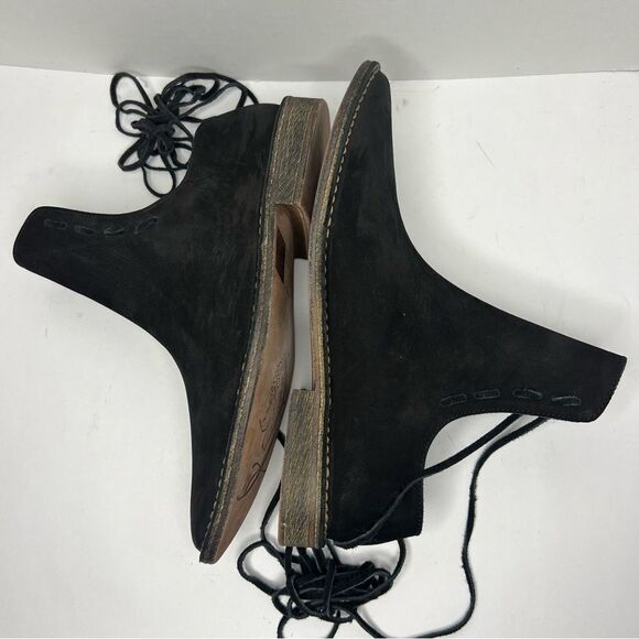 Free People Ajax Black Suede Lace Back Tie Ankle Women’s Booties Sz 37/US 6.5 - Picture 3 of 11